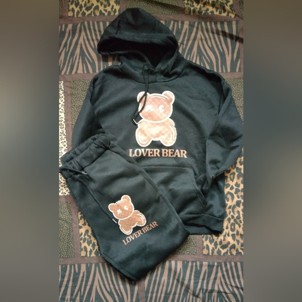 Hoody & Sweatpants Black- Size: Small